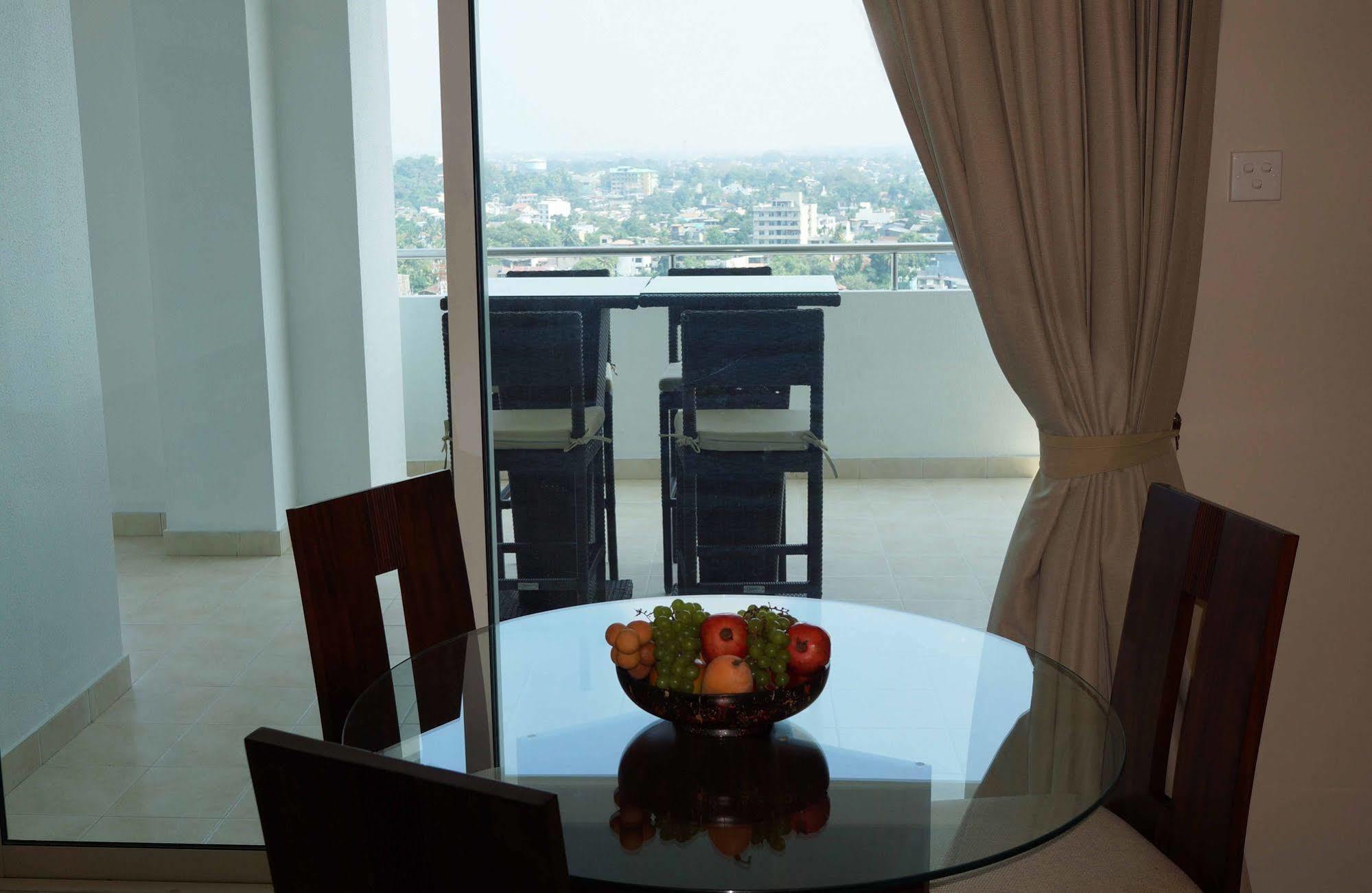 Appartement The Penthouse Above Sea à Dehiwala-Mont Lavinia Extérieur photo